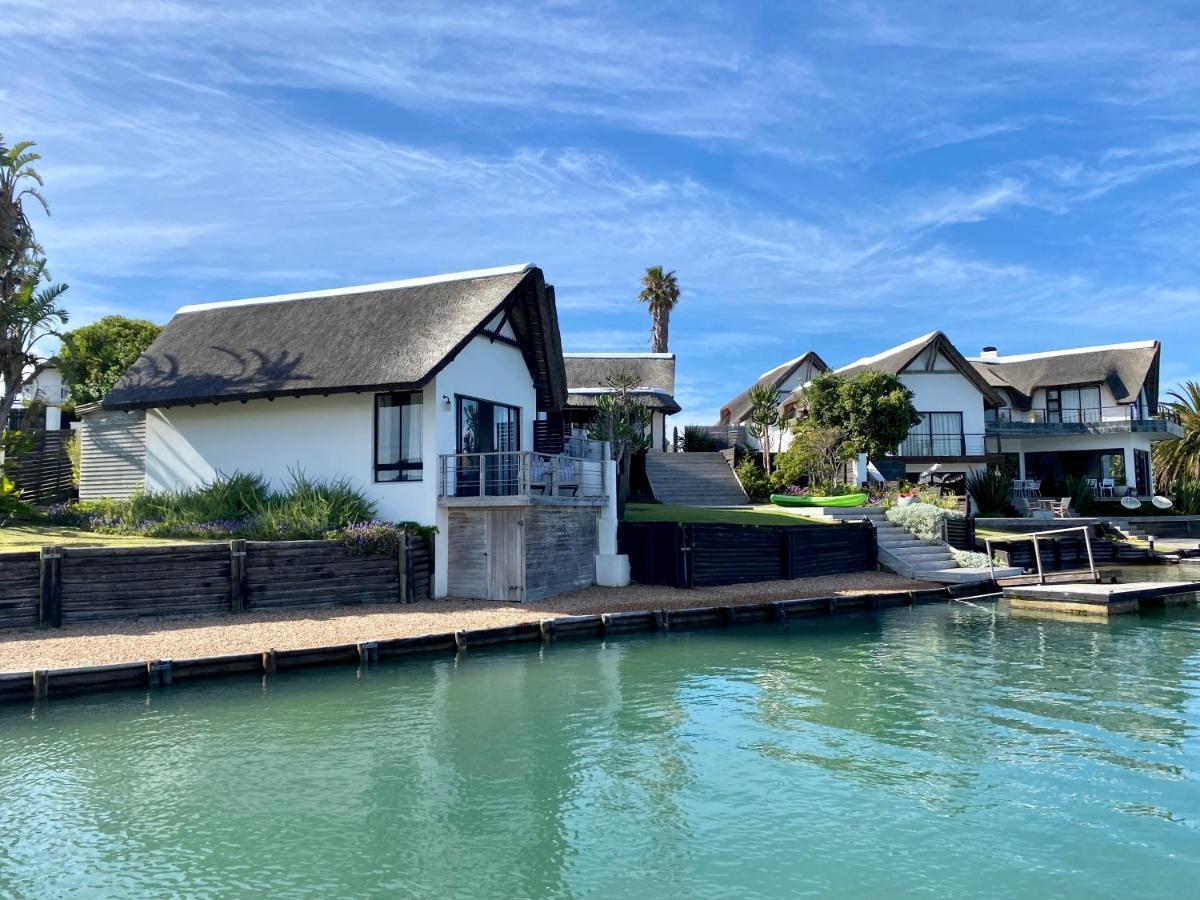 Canal Guest House - Waterfront Boutique Bed & Breakfast - Solar Power St Francis Bay Exterior photo