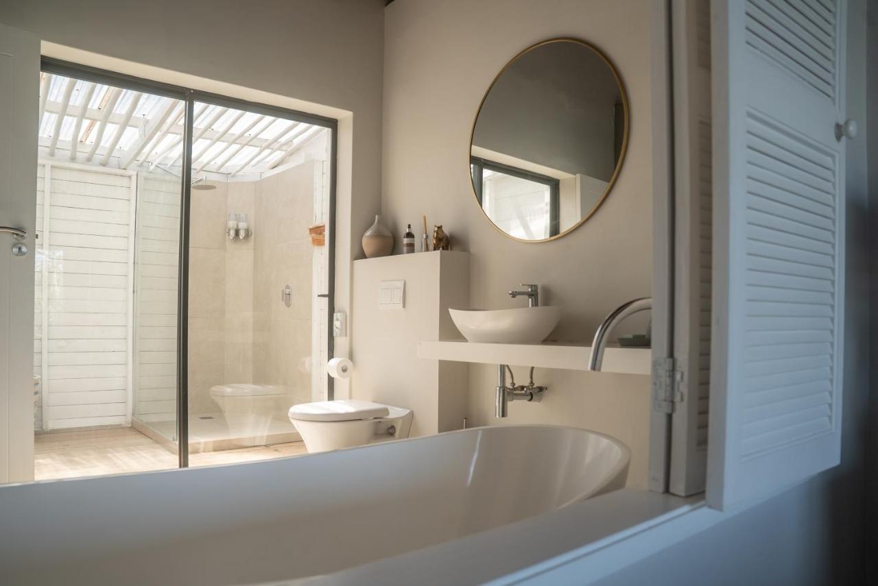 Canal Guest House - Waterfront Boutique Bed & Breakfast - Solar Power St Francis Bay Room photo